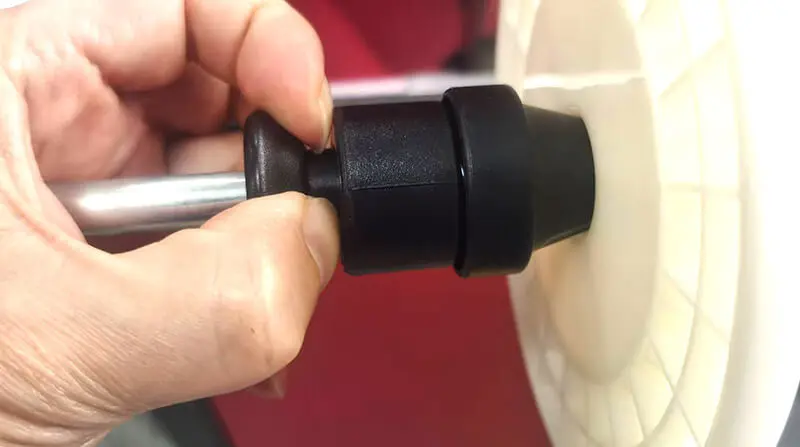Hệ thống trục cuốn/đẩy dây tháo lắp nhanh dành cho máy gia công dây trang sức