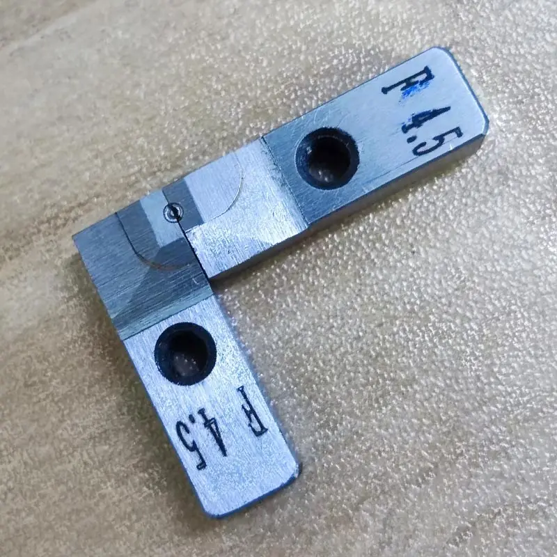 Compatible lower pliers for Fico chain weaving machines, precision-engineered for stable and efficient jewelry chain production